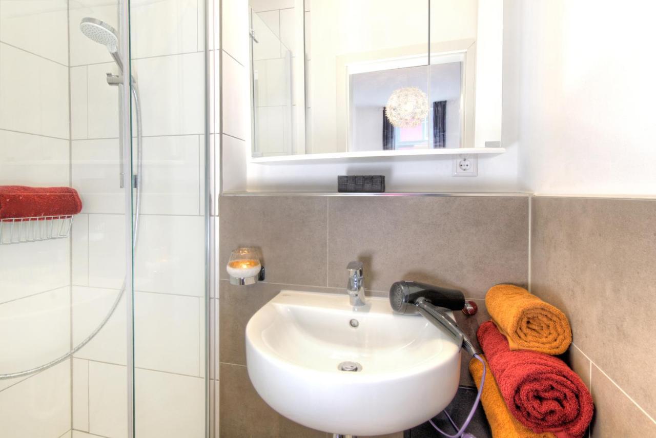 Altbaucharme In Der Stadtmitte Apartment